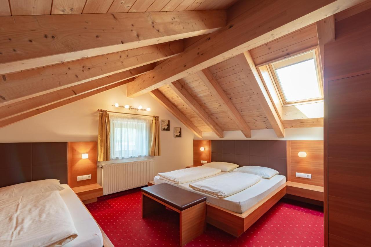 Hotel Christine ガルガッツォーネ エクステリア 写真